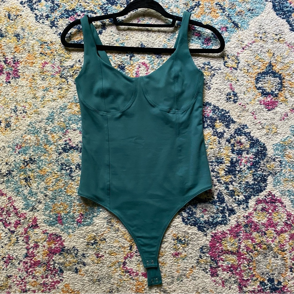 Abercrombie & Fitch Bodysuit - Size M
